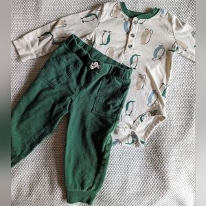 ⭐ 3 for $15⭐Carter's Matching Set 100% Cotton 18 months